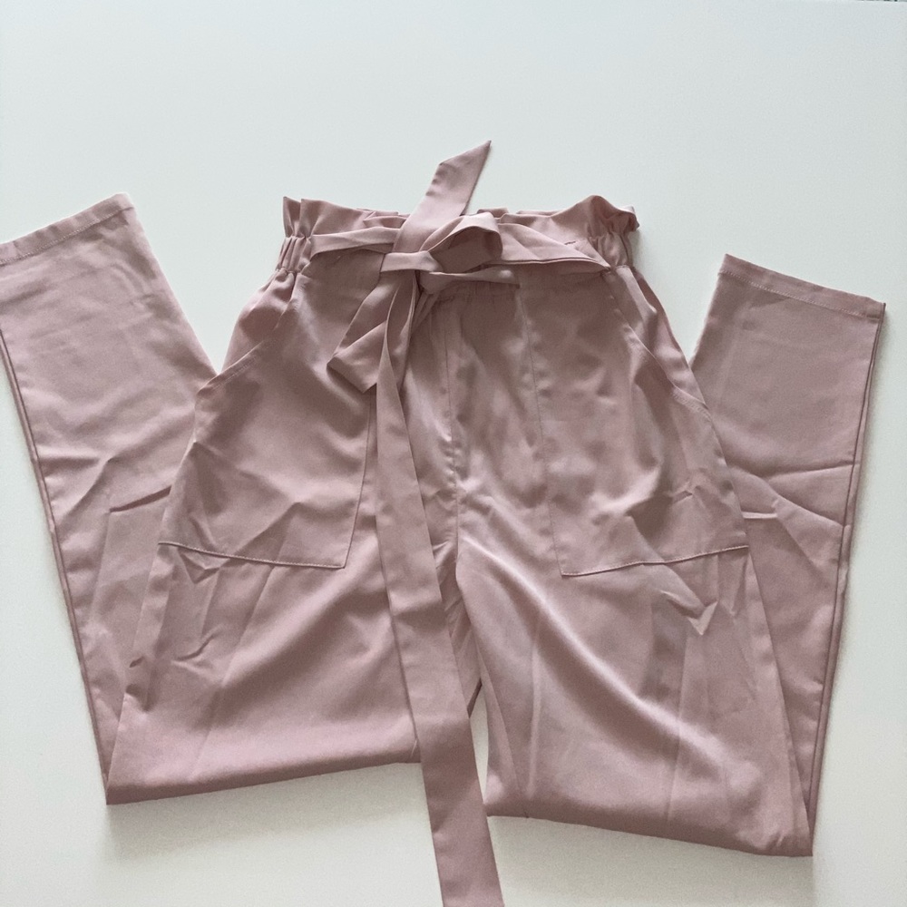 NWOT Skinny leg high waist trouser pants
